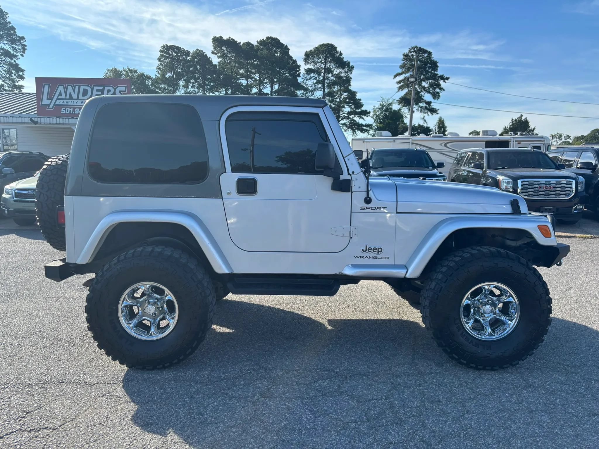 Used 2004 Jeep Wrangler 4WD w/ Dual Top Group image 6