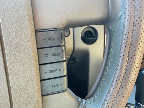 Used 2004 Ford F150 Lariat image 18