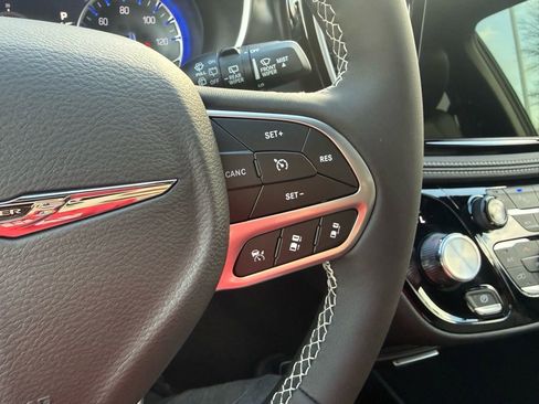 New 2026 Chrysler Pacifica Select FWD image 66
