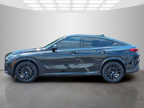 Used 2022 BMW X6 xDrive40i AWD/4WD image 3