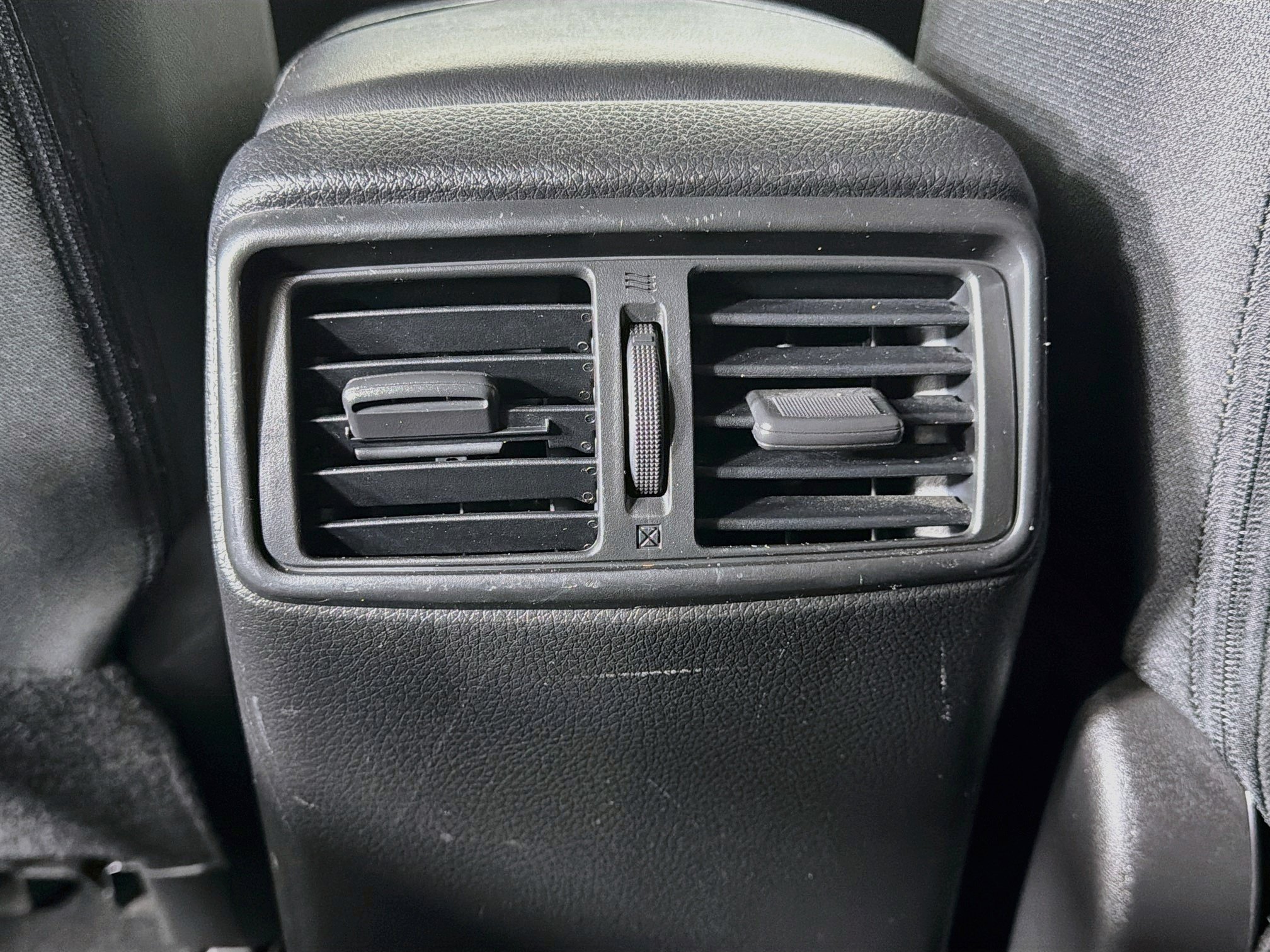 Used 2019 Nissan Rogue Sport SV w/ Technology Package FWD image 26