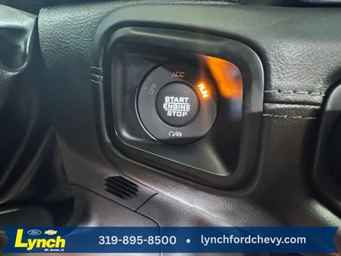 Used 2024 Jeep Wrangler Unlimited Rubicon AWD/4WD image 16
