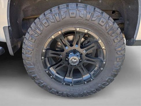 Used 2022 Chevrolet Silverado 1500 LTZ w/ LTZ Premium Package AWD/4WD image 21