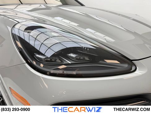Used 2023 Porsche Cayenne GTS image 6
