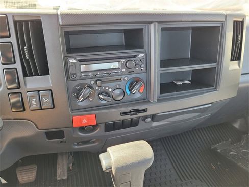 New 2025 Chevrolet Low Cab Forward image 15