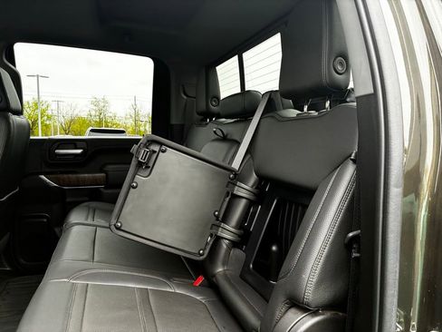Used 2022 GMC Sierra 2500 Denali w/ Denali Ultimate Package AWD/4WD image 32
