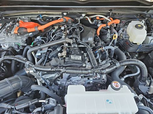 Used 2025 Toyota Tacoma 4x4 Double Cab Hybrid w/ Tow Tech Package image 32