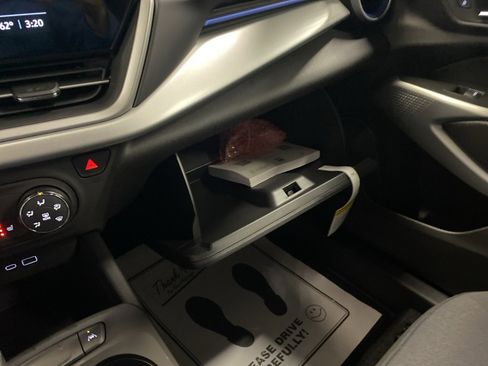 New 2026 Chevrolet Trax LS w/ LS Convenience Package image 31