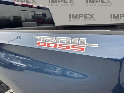 Used 2019 Chevrolet Silverado 1500 LT Trail Boss image 31