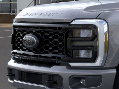 New 2026 Ford F250 Lariat AWD/4WD image 17