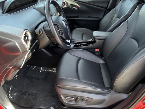 Certified 2022 Toyota Prius Prime XLE image 26