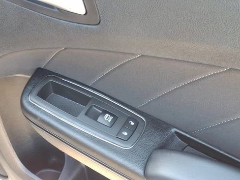 Used 2022 Dodge Charger SXT w/ Blacktop Package RWD image 9