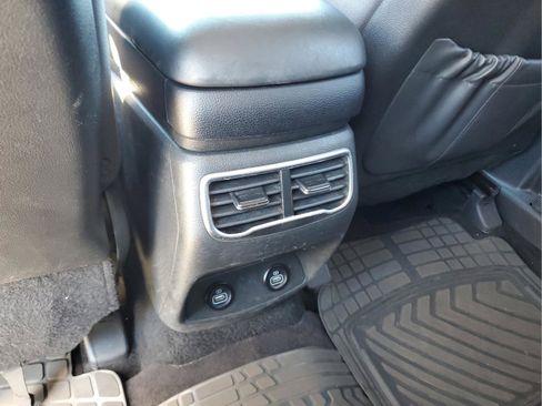 Used 2021 Hyundai Santa Fe SE image 14