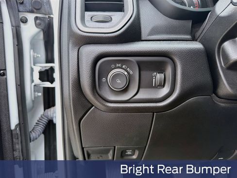 Used 2024 RAM 2500 Tradesman w/ Chrome Appearance Group AWD/4WD image 15