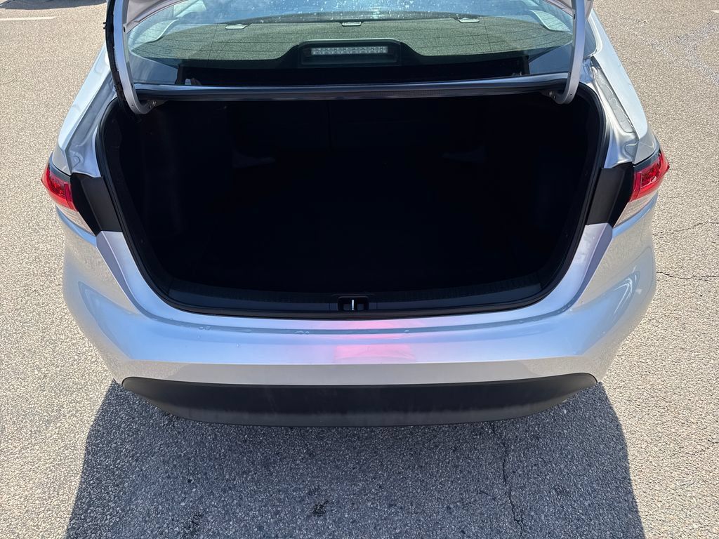 Used 2024 Toyota Corolla LE FWD image 41