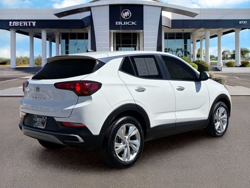 Used 2024 Buick Encore GX Preferred w/ Comfort Package FWD image 4