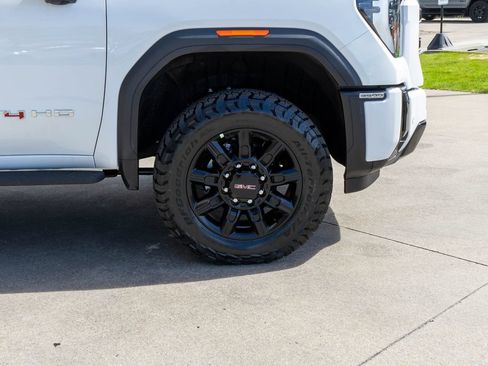 New 2026 GMC Sierra 3500 AT4 AWD/4WD image 36