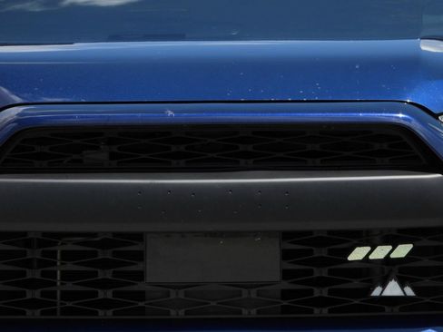 Used 2020 Toyota 4Runner SR5 AWD/4WD image 46