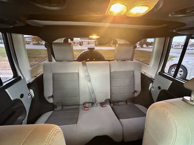 Used 2010 Jeep Wrangler Unlimited Sport AWD/4WD image 21
