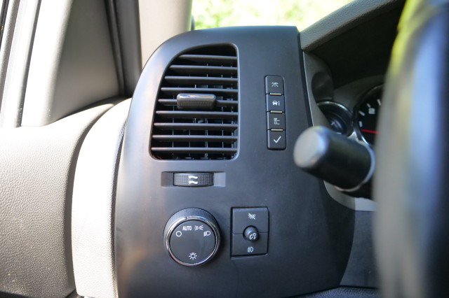 Used 2007 Chevrolet Silverado 1500 LT w/ 1LT Convenience Package RWD image 20