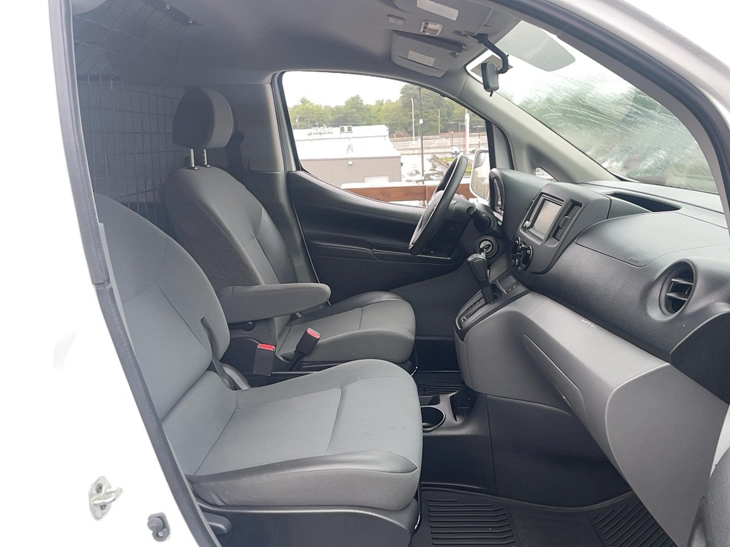 Used 2020 Nissan NV200 SV w/ Back Door Glass Package FWD image 12