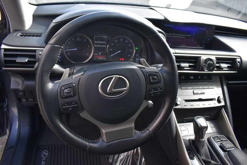 Used 2019 Lexus IS 300 AWD w/ Navigation Package image 9