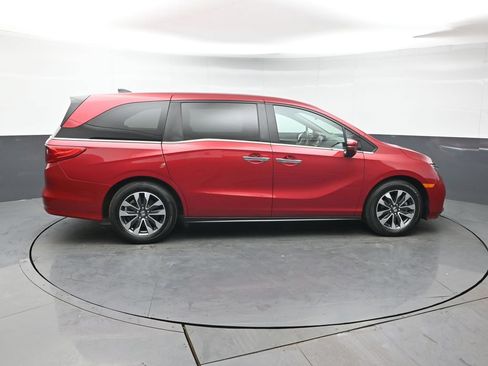 Used 2024 Honda Odyssey EX-L image 8