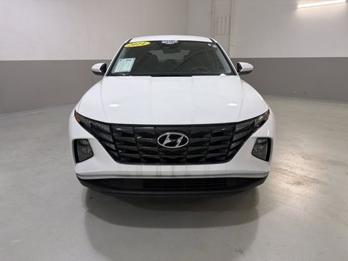 Used 2024 Hyundai Tucson SE AWD/4WD image 2