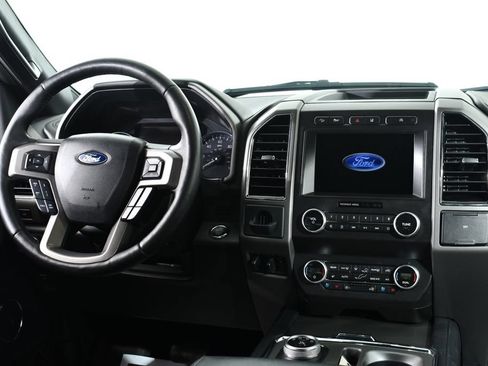 Used 2021 Ford Expedition XLT AWD/4WD image 8