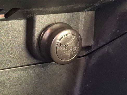 Used 2016 Subaru Crosstrek 2.0i Premium image 23