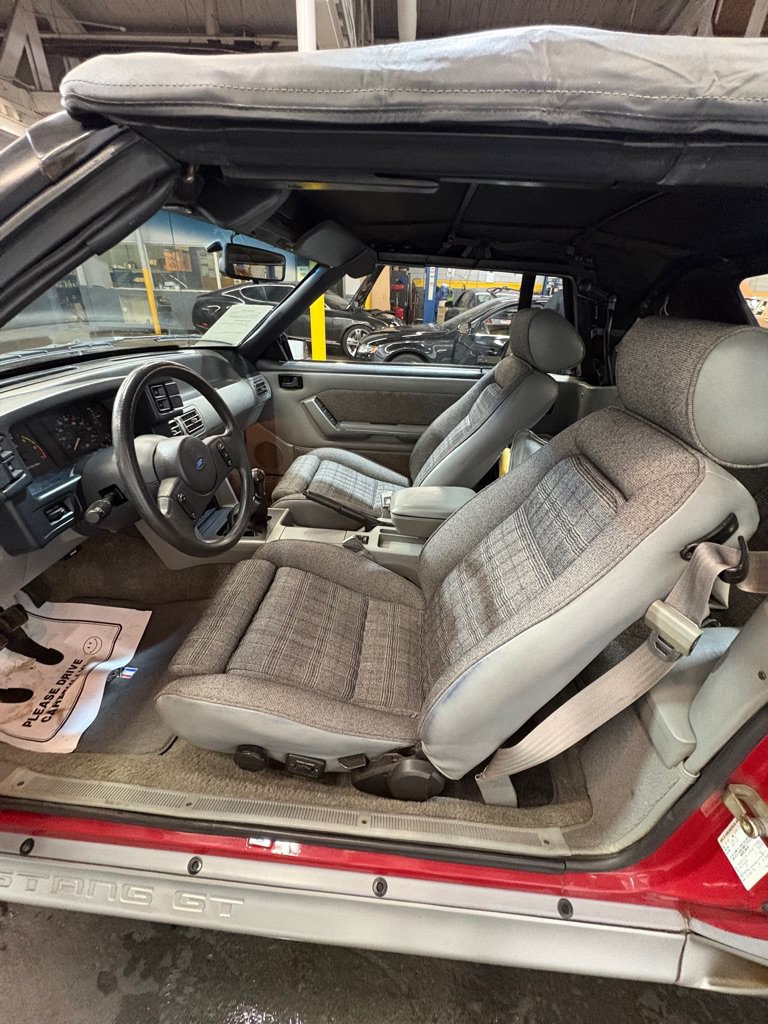 Used 1987 Ford Mustang GT RWD image 35