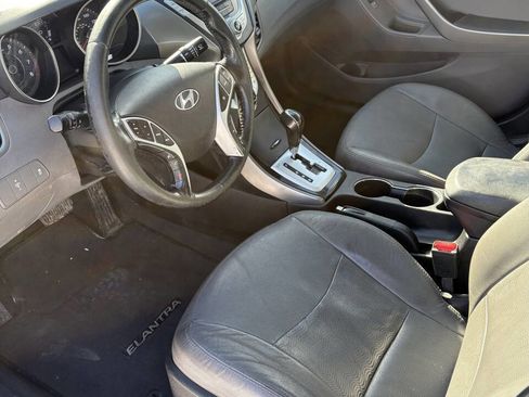 Used 2011 Hyundai Elantra Limited image 7