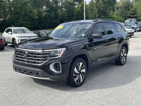 Certified 2024 Volkswagen Atlas SE FWD image 4