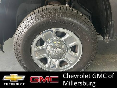 Used 2016 RAM 2500 Tradesman w/ Chrome Appearance Group AWD/4WD image 10
