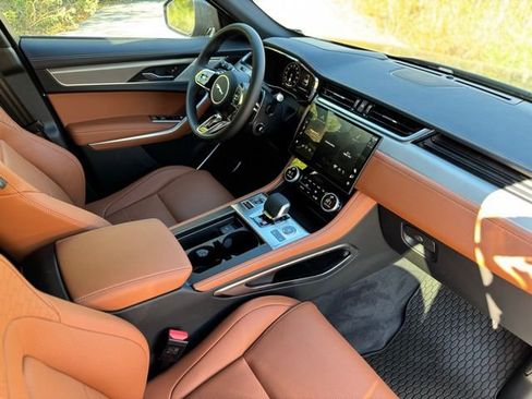 New 2026 Jaguar F-PACE R-Dynamic S image 21