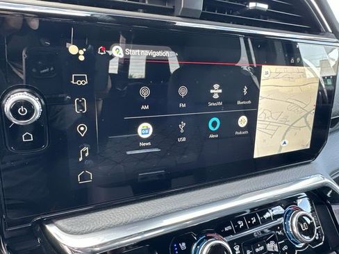 New 2025 GMC Sierra 2500 Denali w/ Denali Reserve Package image 13