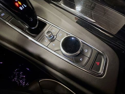 Certified 2023 Cadillac Escalade Sport AWD/4WD image 37