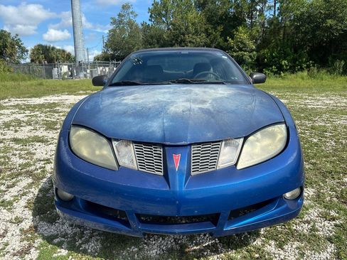Used 2004 Pontiac Sunfire Coupe w/ 1SB Preferred Equipment Group FWD image 8