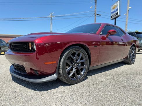 Used 2023 Dodge Challenger R/T w/ Plus Package RWD image 2