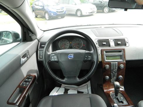 Used 2006 Volvo V50 2.4i FWD image 15