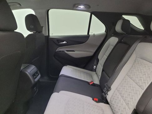 Used 2022 Chevrolet Equinox LT image 18