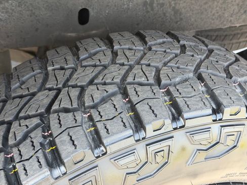 Used 2021 Chevrolet Silverado 1500 LT Trail Boss AWD/4WD image 35