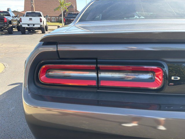 Used 2016 Dodge Challenger R/T w/ Sound Group RWD image 11