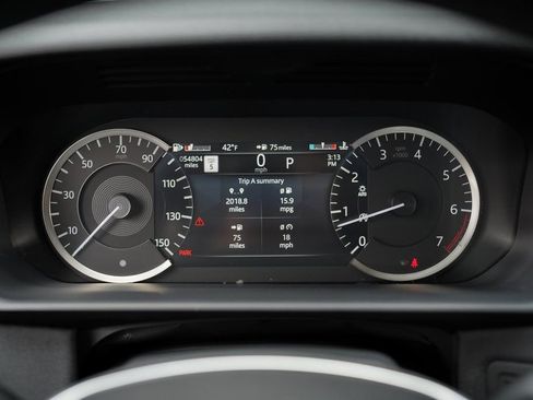 Used 2023 Land Rover Discovery S image 27