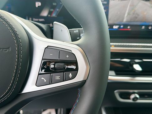 New 2026 BMW X5 M60i image 39