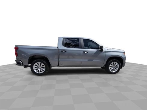 Used 2025 Chevrolet Silverado 1500 Custom RWD image 9