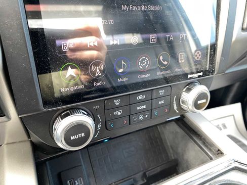 Used 2020 Ford F550 4x4 Regular Cab Super Duty image 20