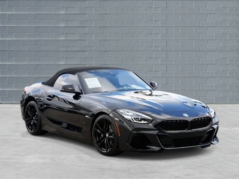 Certified 2022 BMW Z4 sDrive30i w/ Premium Package 2 image 1