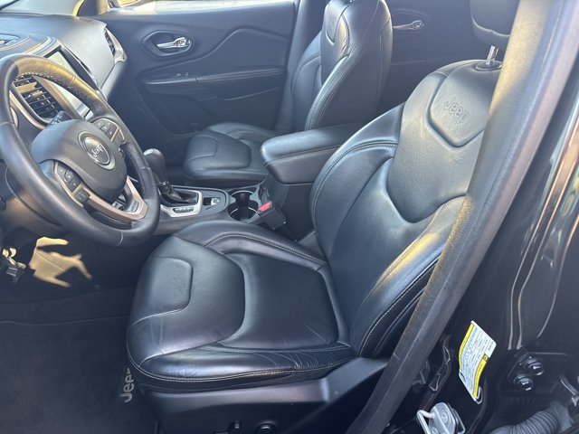 Used 2016 Jeep Cherokee Limited AWD/4WD image 10