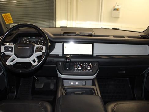 Used 2022 Land Rover Defender 110 XS Edition image 41